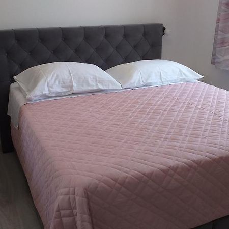 Apartman Karla Lastovo 외부 사진